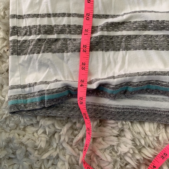 American Rag V Neck - Picture 5 of 7